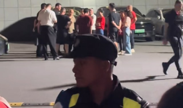 云开体育官网-广厦连输三场，球迷场外破防！谩骂软蛋，指责王博，引人失望！